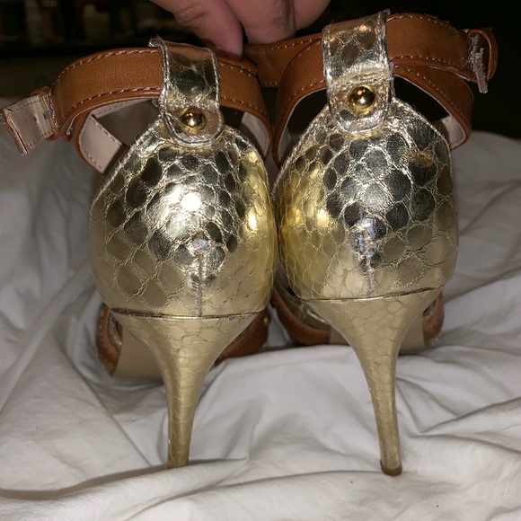 Guess Gold & Brown Heels - Picture 3 of 3